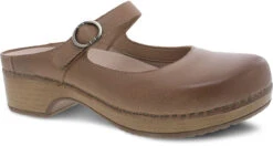 Dansko Bria -Footwear Shop dansko womens bria tan burnished nubuck 9435151600 97718.1680917642