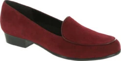 Munro Mallory -Footwear Shop munro mallory cranberry suede m206236 34615.1555030943